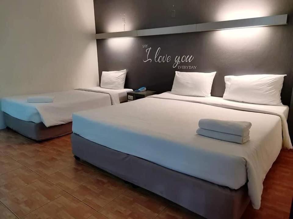 Bj City Hotel Surat Thani Exterior foto